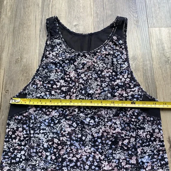 Black Floral Lululemon Sculpt Tank II Tank Top - Picture 6 of 7